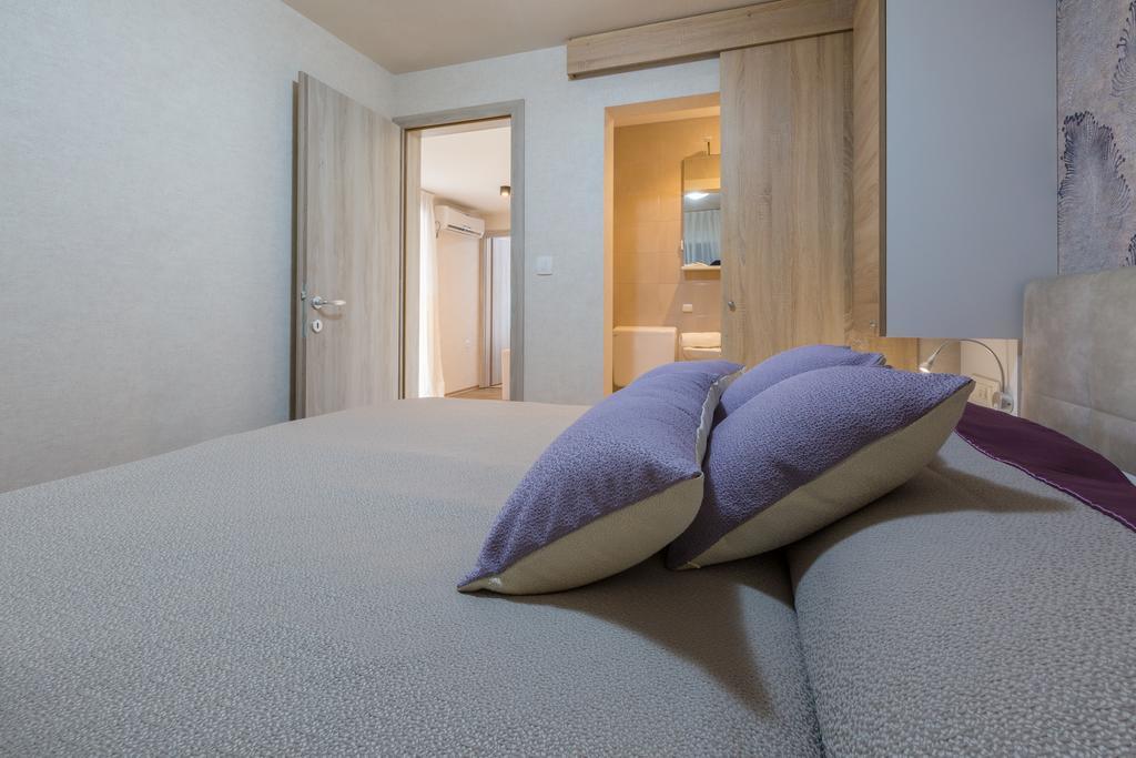 Lando Resort Kampor エクステリア 写真