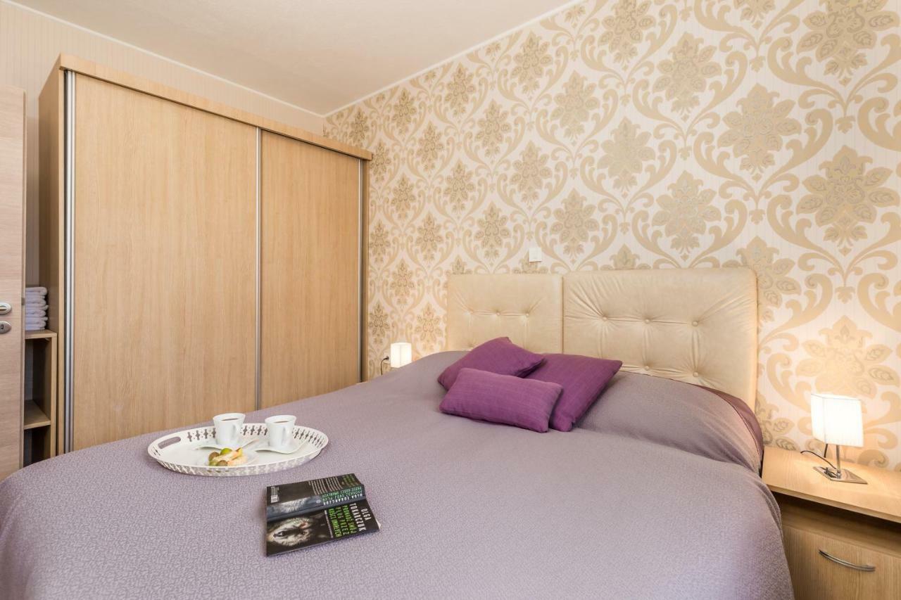 Lando Resort Kampor エクステリア 写真