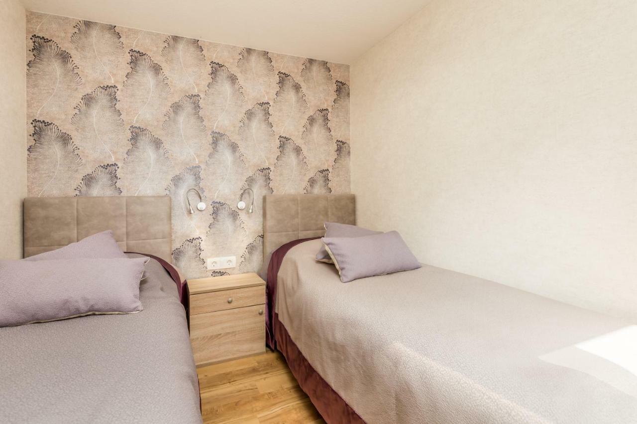 Lando Resort Kampor エクステリア 写真